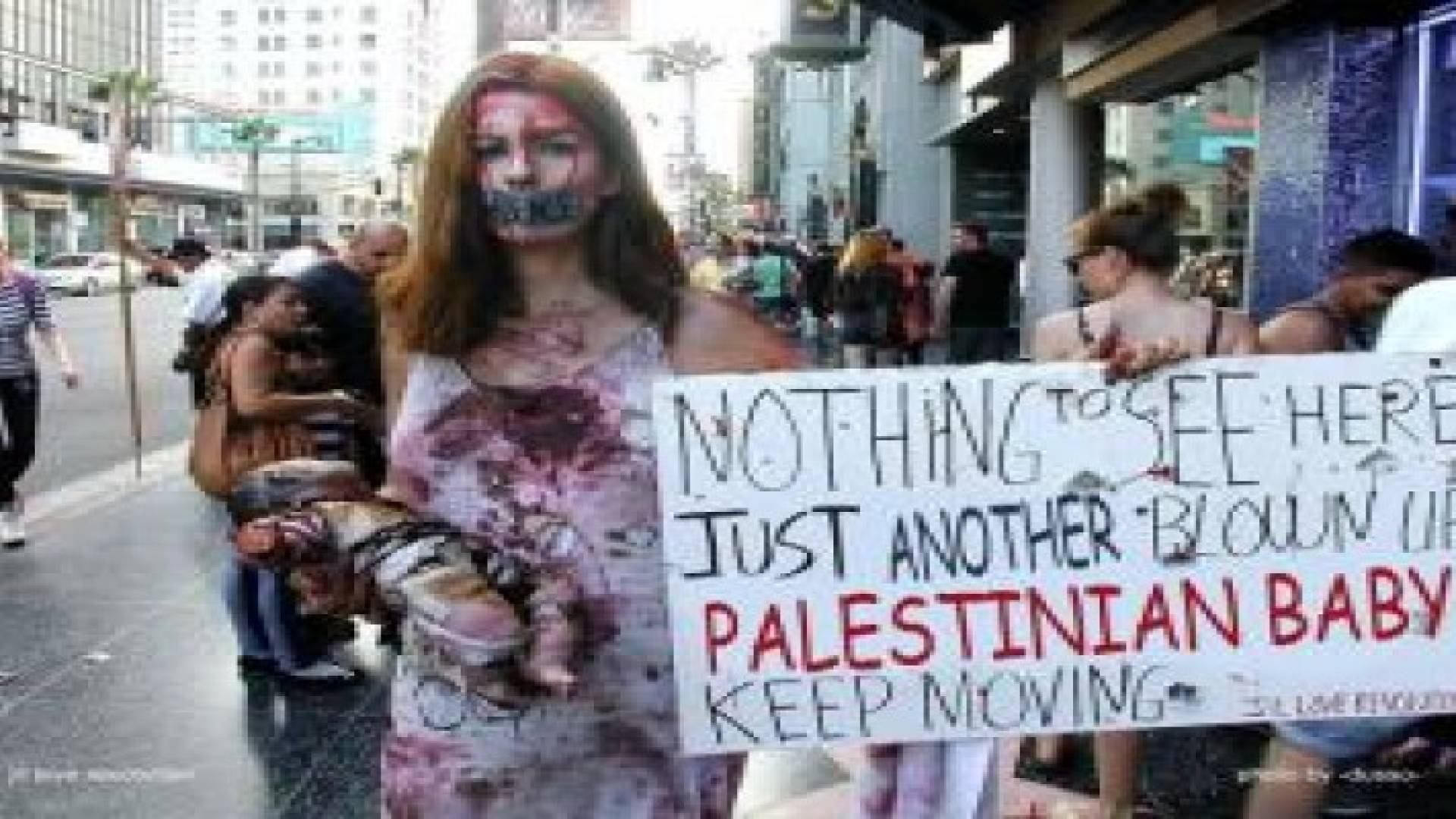 شاهدوا بالصور: غضب عالمي ومظاهرات تنديدا بحرق الطفل "الدوابشة"
