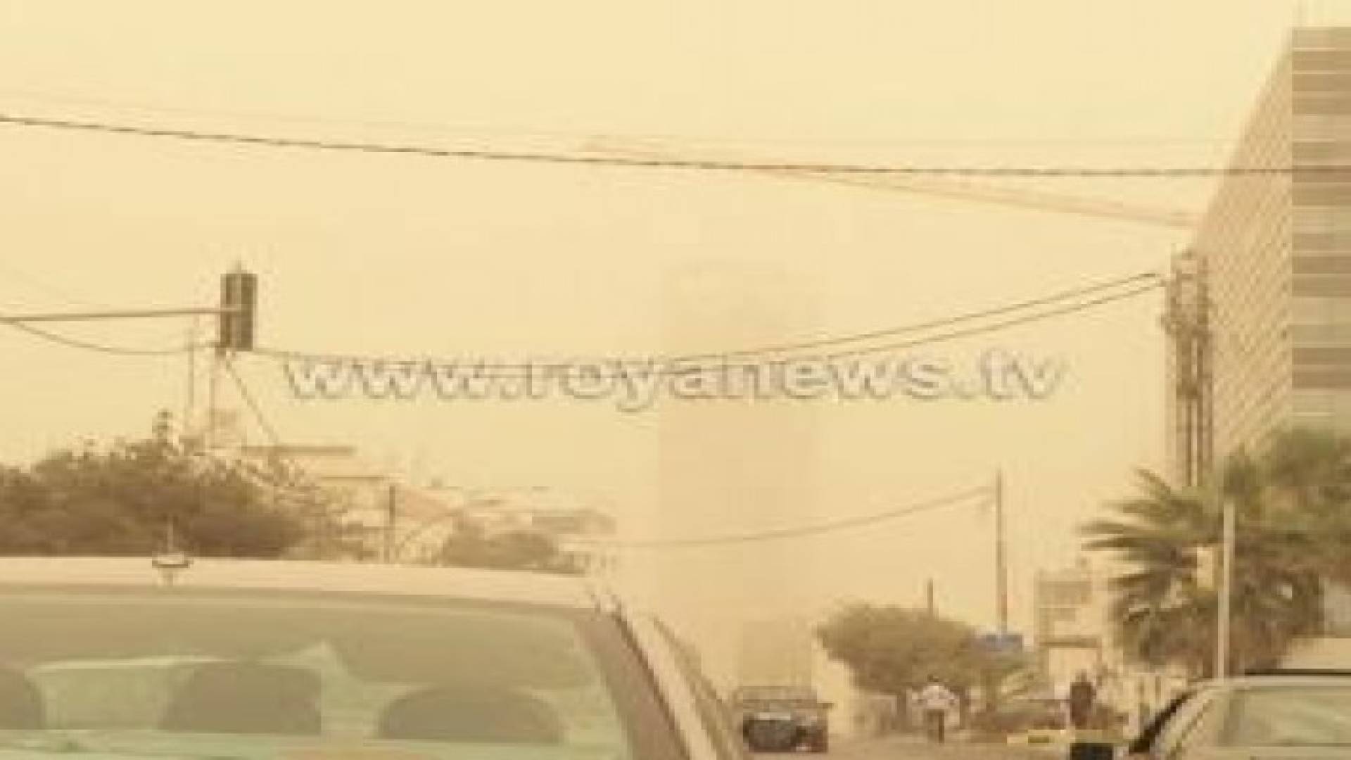 العاصفة الرملية تغطي العاصمة عمان.. صور