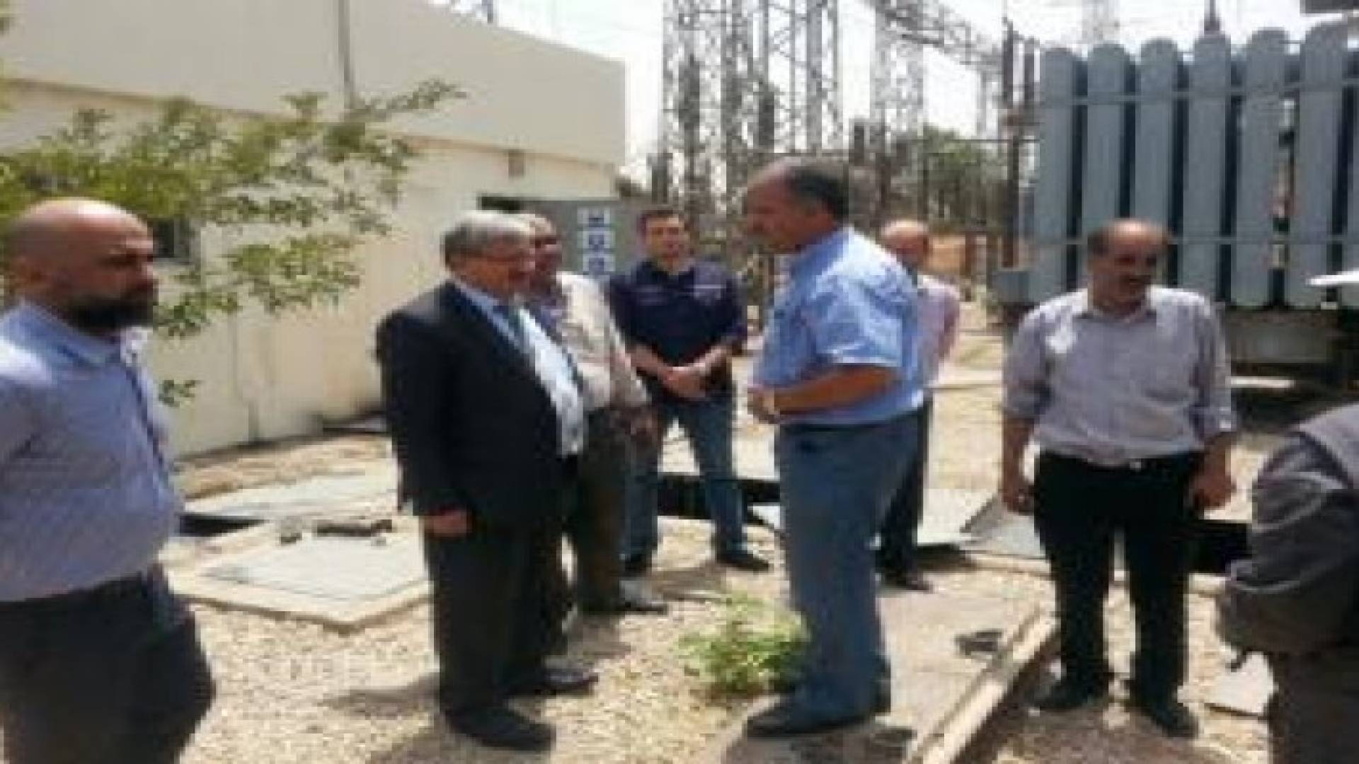 الحياري يطالب شركة الكهرباء الوطنية اعادة التيار الكهربائي لمحطة ماركا بالكامل اليوم