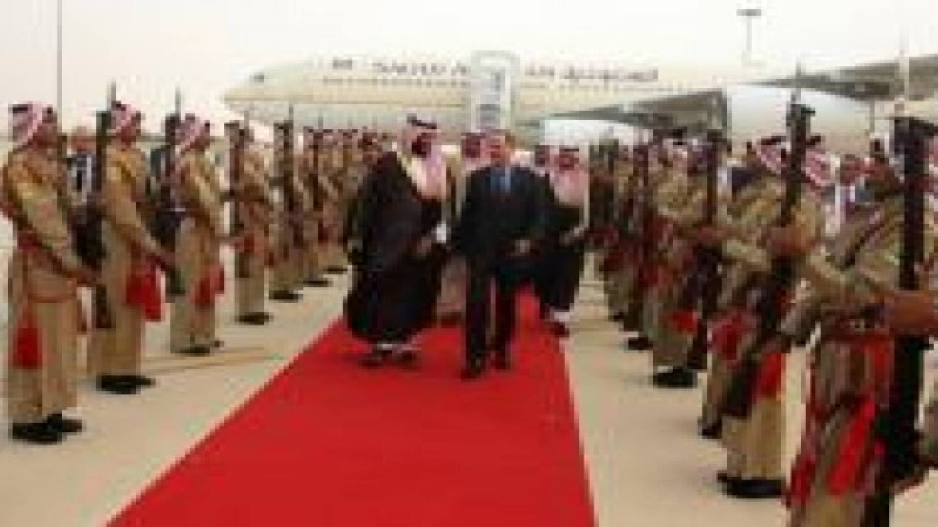 الملك عبد الله الثاني ييجري مباحثات ثنائية وموسعة مع سمو الأمير محمد بن سلمان آل سعود