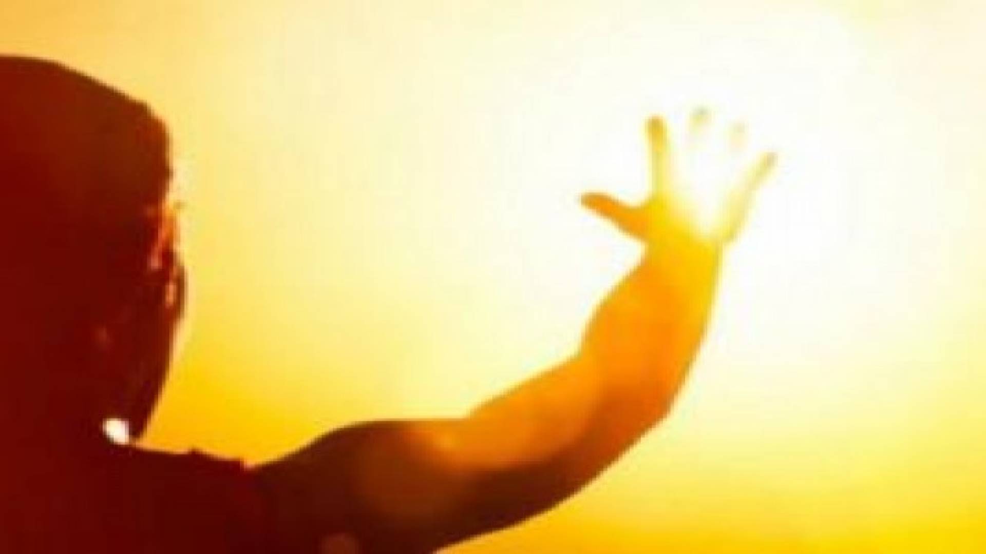 الطب الشرعي ينفي وفاة عاملة زراعية بضربة شمس