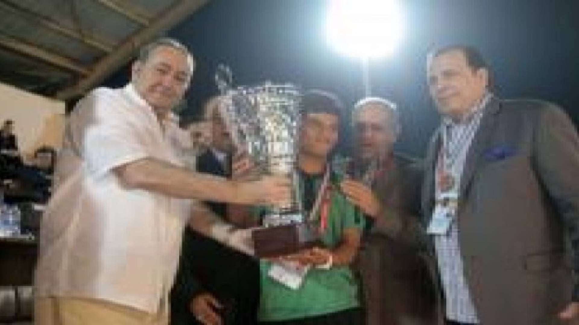 المنتخب الوطني يتعادل مع السعودية والعراق يتوج باللقب