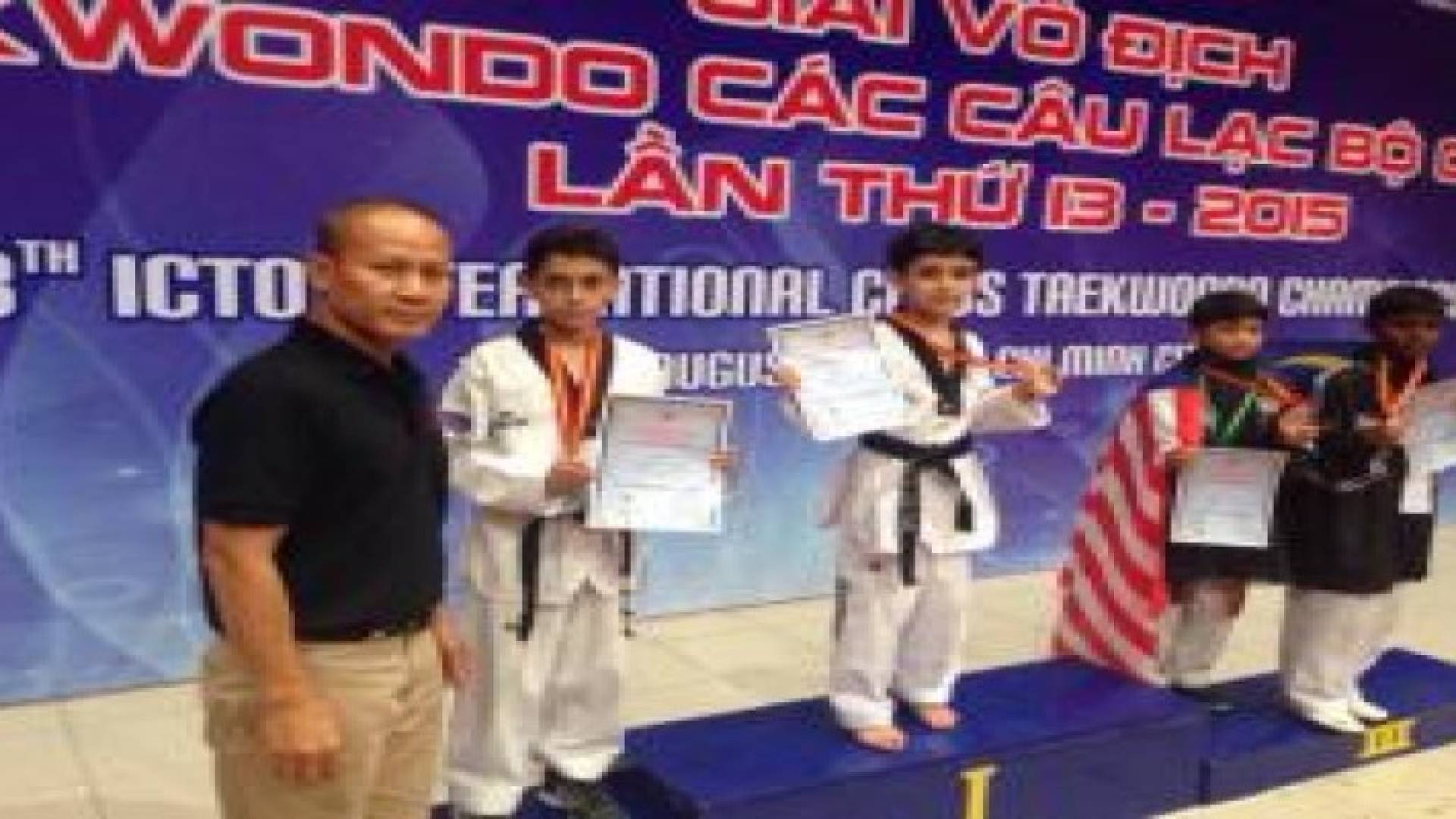 سيف ابو السعود يتوج بالذهب في بطولة العالم للتايكواندو في فيتنام