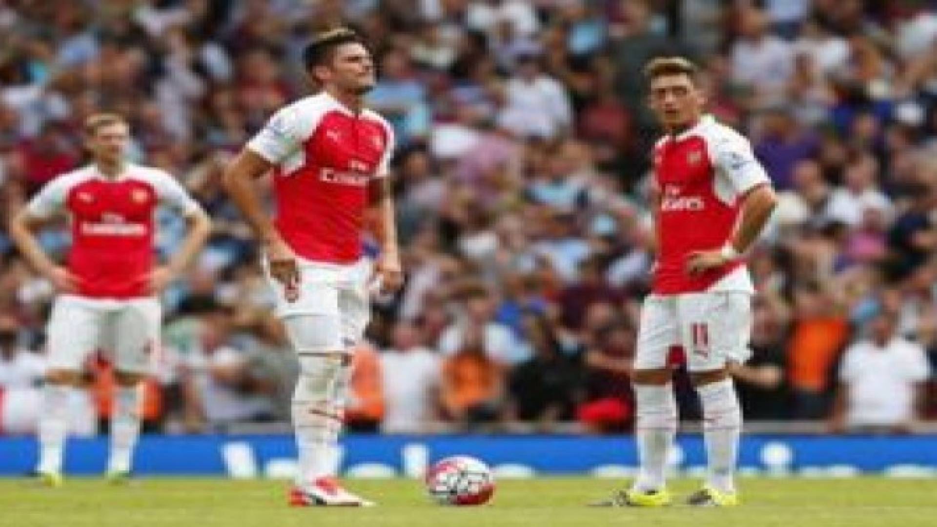 وست هام يعيد ارسنال الى ارض الواقع بثنائية نظيفة