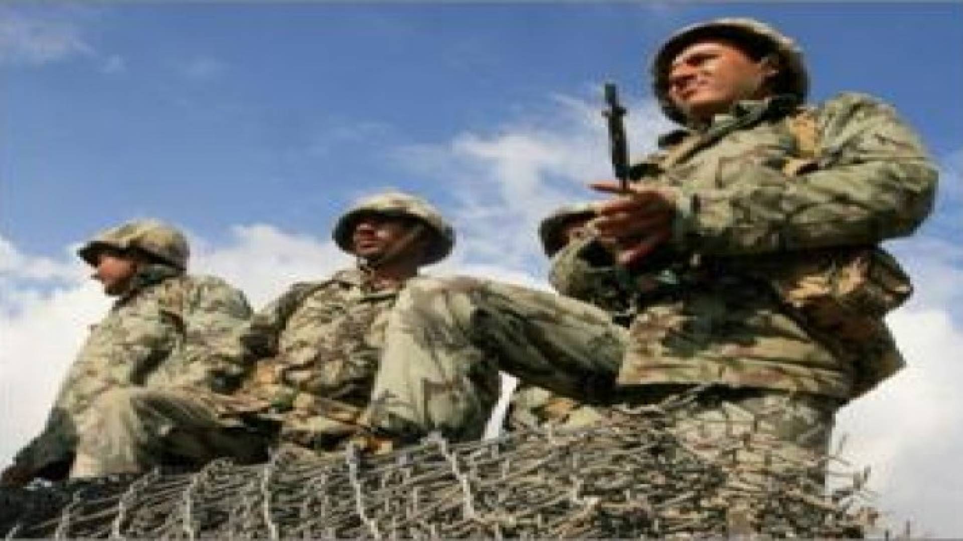 الطيران المصري يقضي على 6 عناصر من "أنصار بيت المقدس" بسيناء