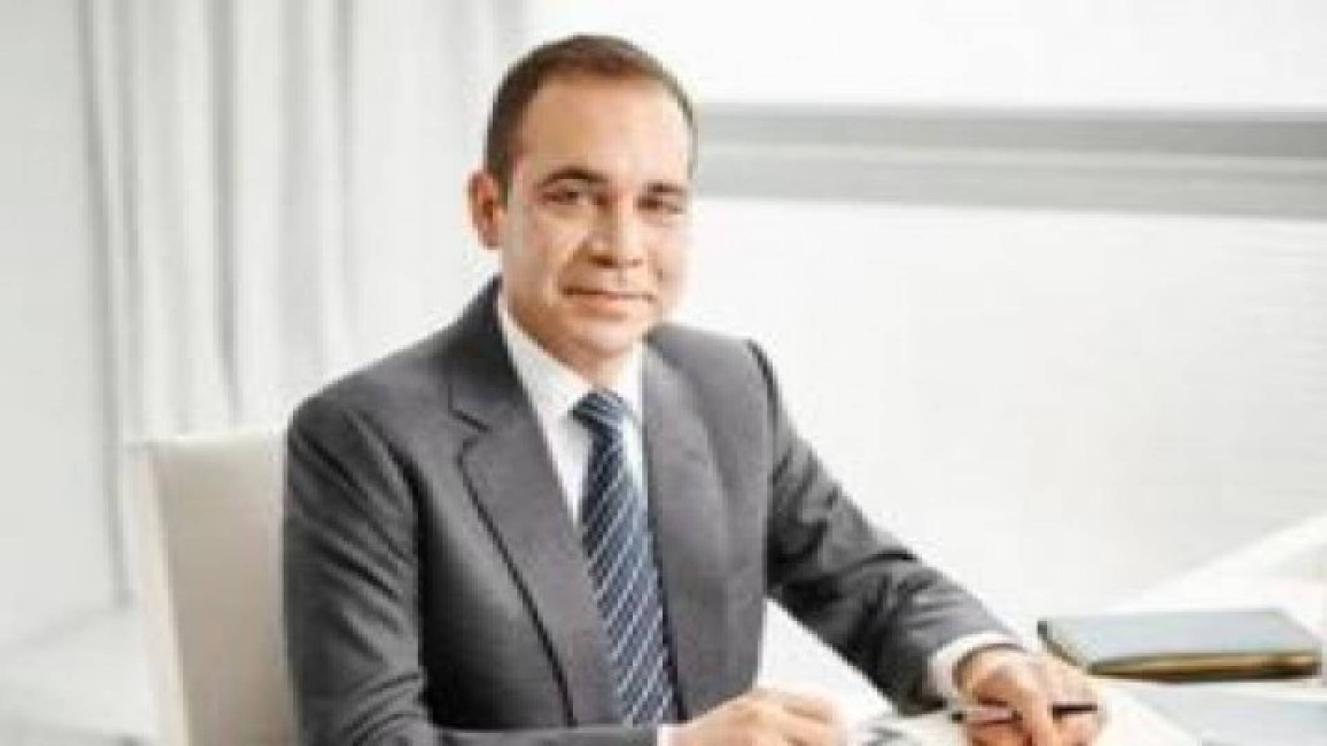 الامير علي يبارك قرار استكمال الجهاز الفني للمنتخب الوطني لكرة القدم