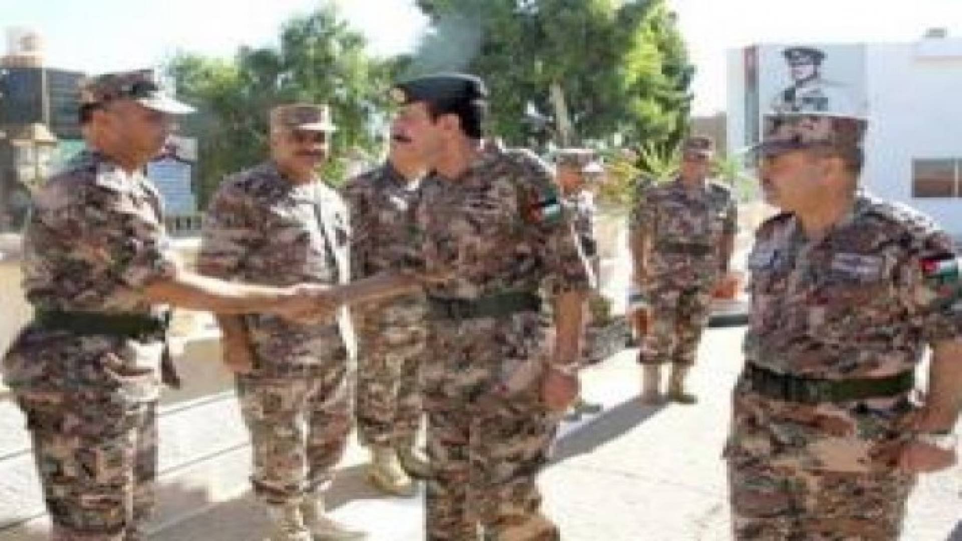 الفريق أول الركن الزبن يزور المنطقة العسكرية الوسطى