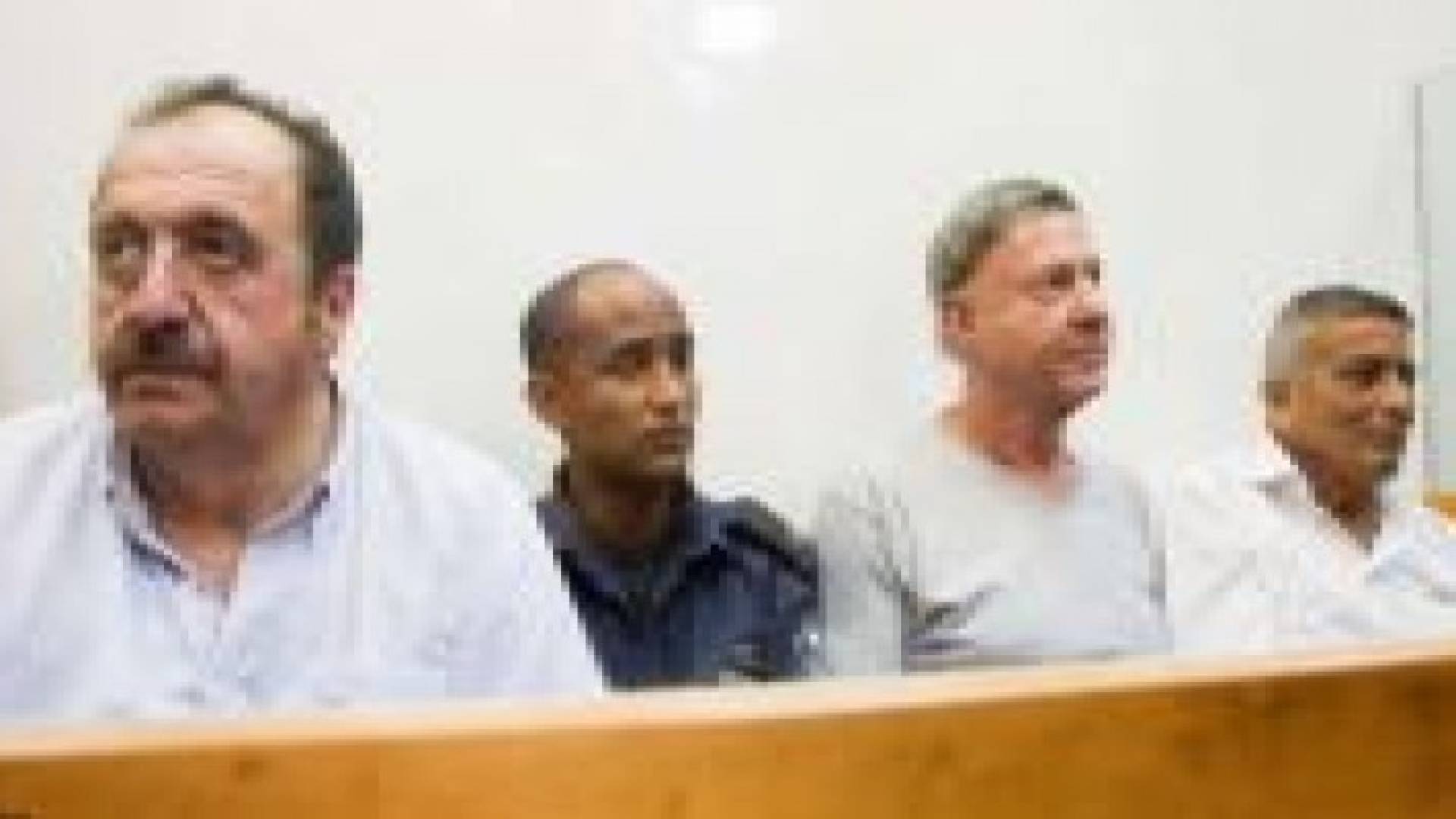 هآرتس: اعتقال 4 مسؤولين كبار بفضيحة "يسرائيل بيتينو"