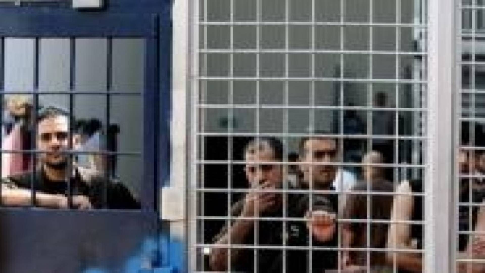 الاحتلال يصدر أوامر اعتقال إداري بحق 33 أسيرا