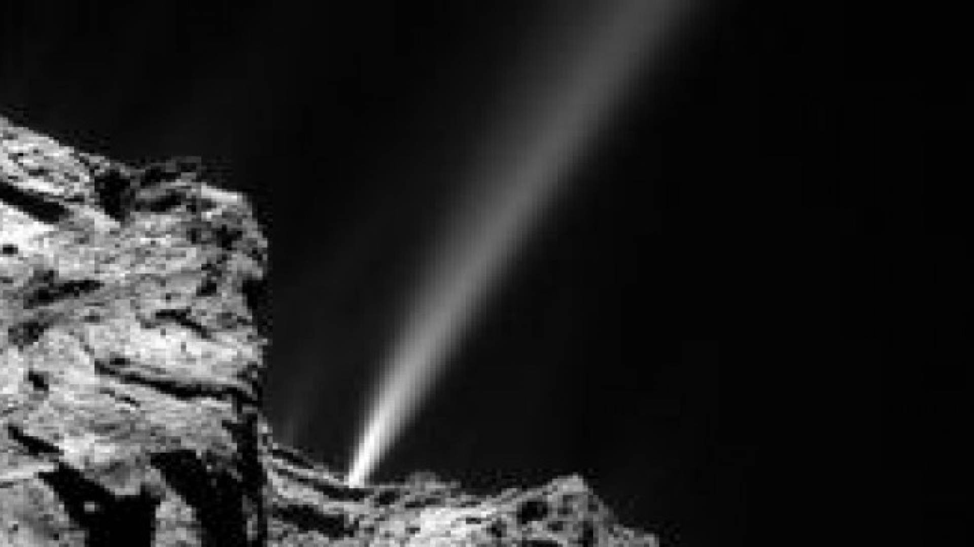 مذنب المسبار روزيتا يطلق أكثر انبعاثاته إشراقا حتى الآن