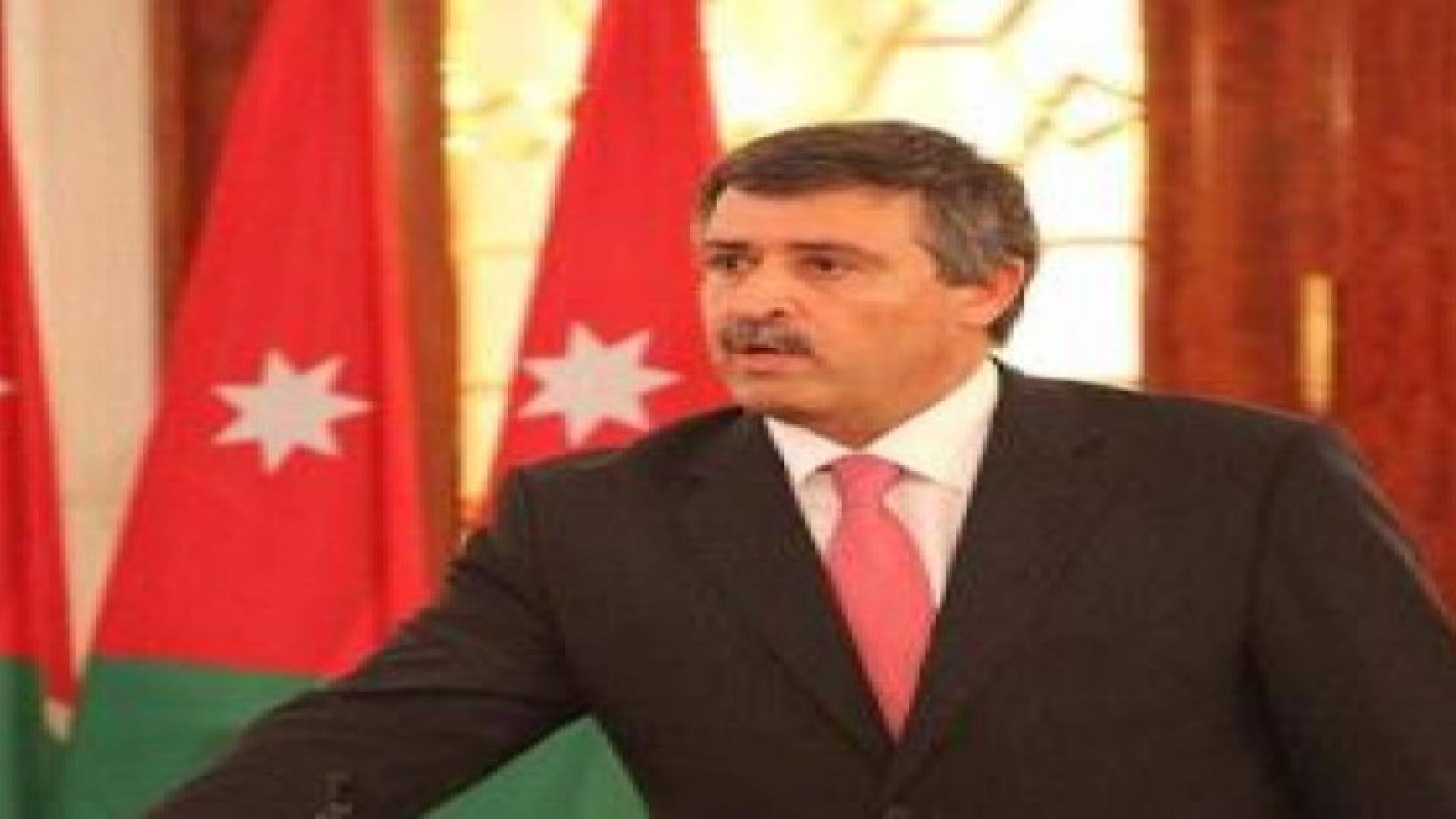 وزير العمل يدعو القطاع الخاص إلى إعطاء الأولوية في التوظيف للأردنيين