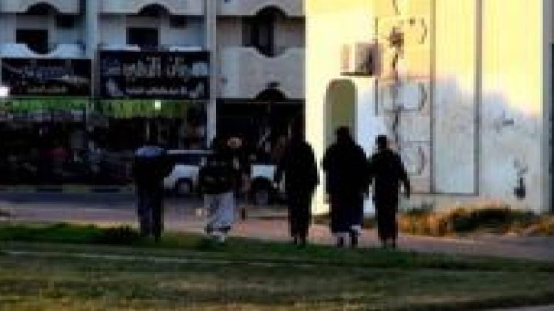 ليبيا.. داعش يحرق مستشفى بجرحاه في سرت ويعدم العشرات