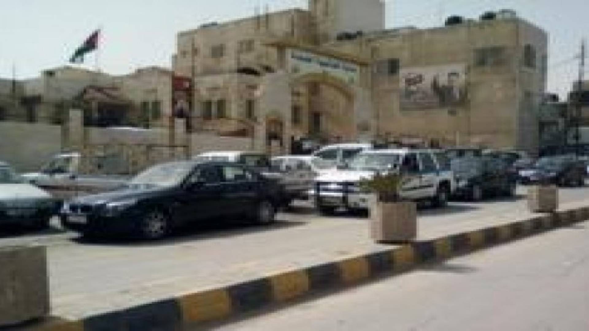 بلدية الهاشمية تنفذ عددا من المشاريع التنموية