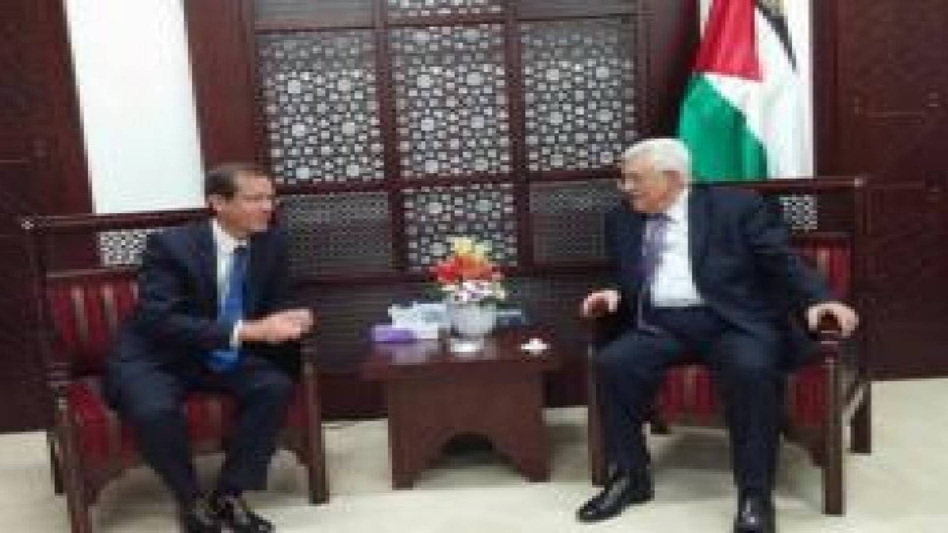 "هرتسوغ" في رام الله لـ"منع انتفاضة ثالثة"