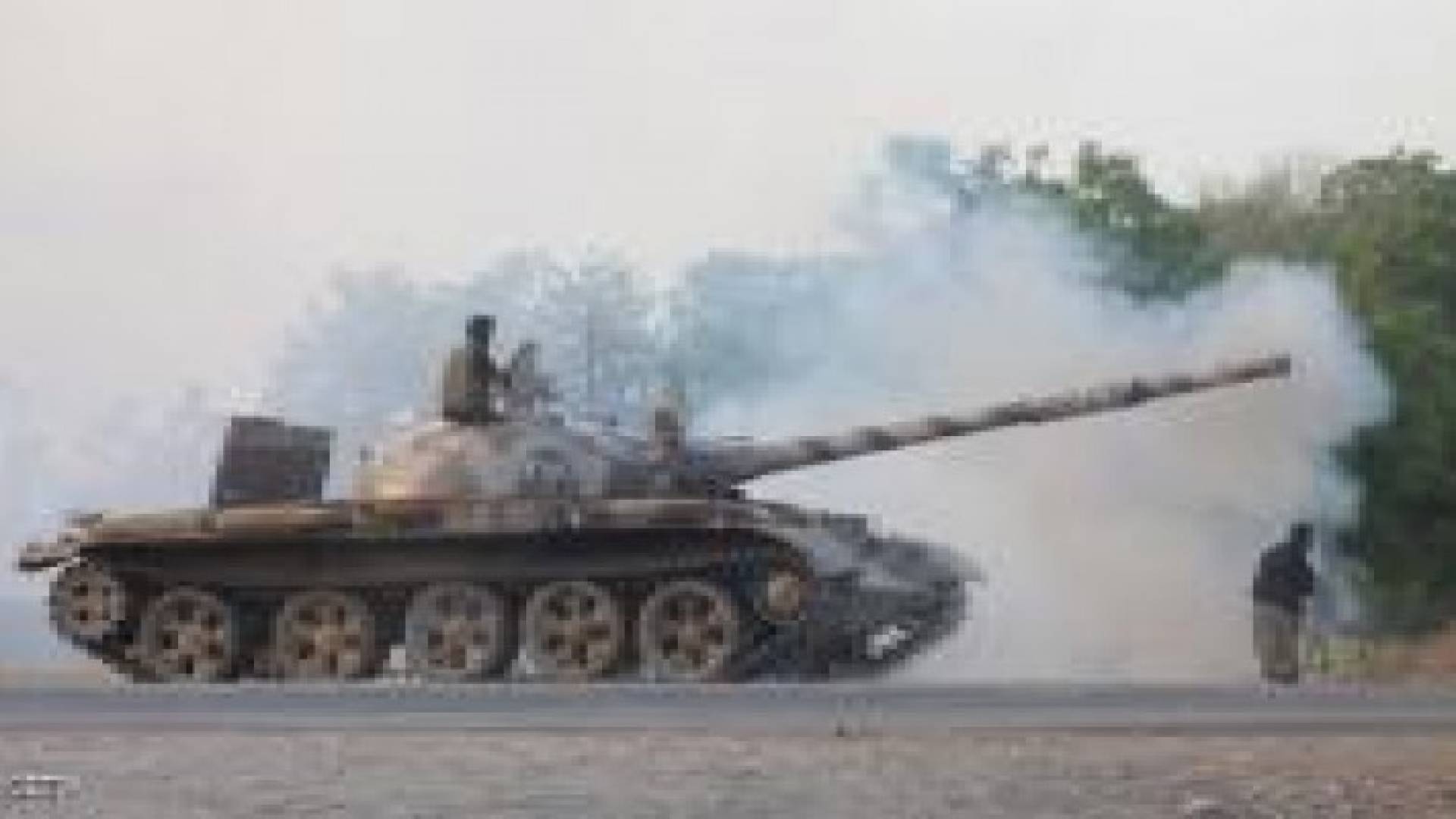 الحوثيون يقصفون المدنيين بعد هزيمتهم بتعز