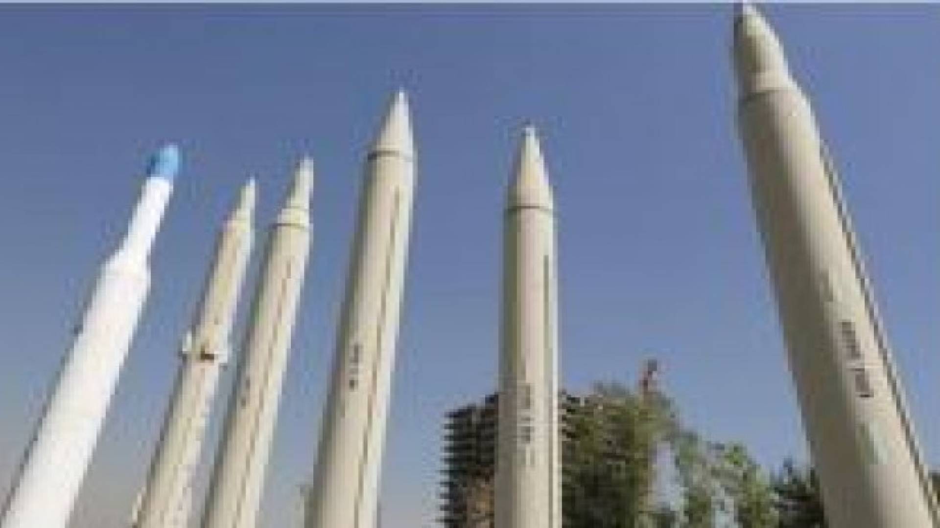 إيران تعلن عن تجربة صاروخ مداه 500 كلم