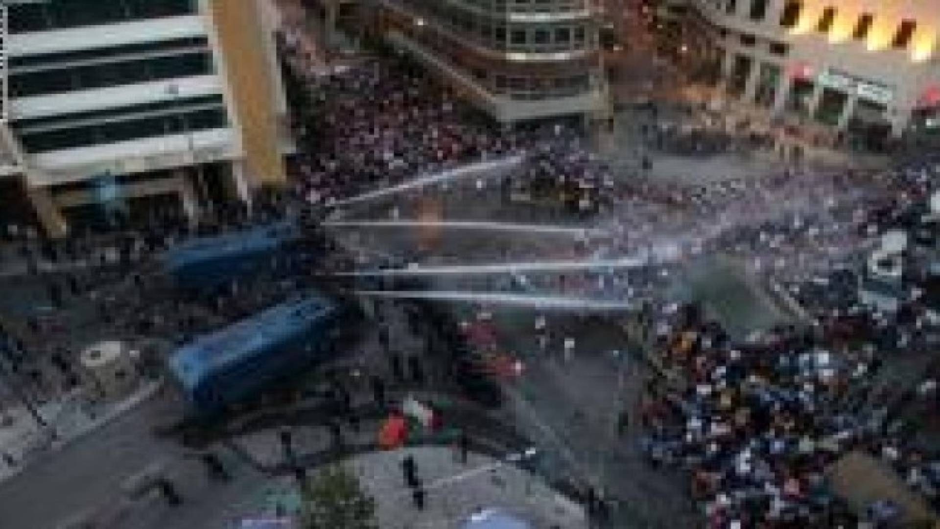 توتر في لبنان: "طلعت ريحتكم" تنقل اعتصامها لـ"الشهداء" وتتبرأ من مصادمات "رياض الصلح"