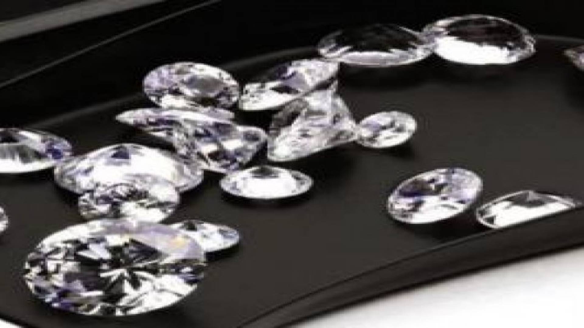 ابتكار تكنولوجيا تحول غاز ثاني أوكسيد الكربون لألماس