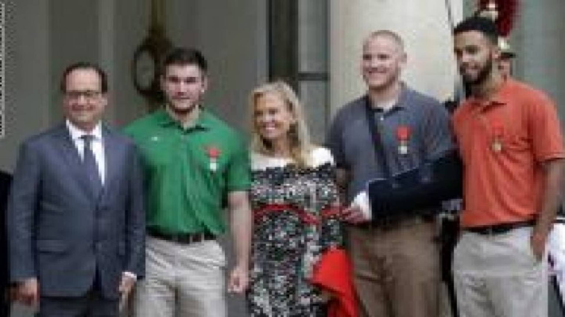 أرفع وسام فرنسي لمانعي مذبحة قطار باريس