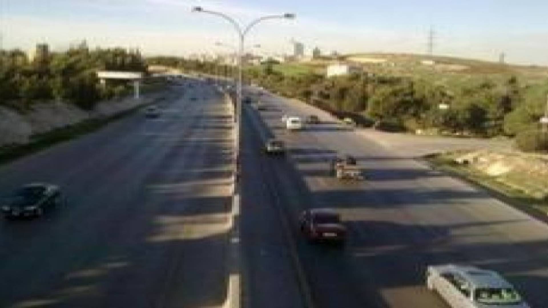 حملة لإزالة الاكشاك على طريق المطار