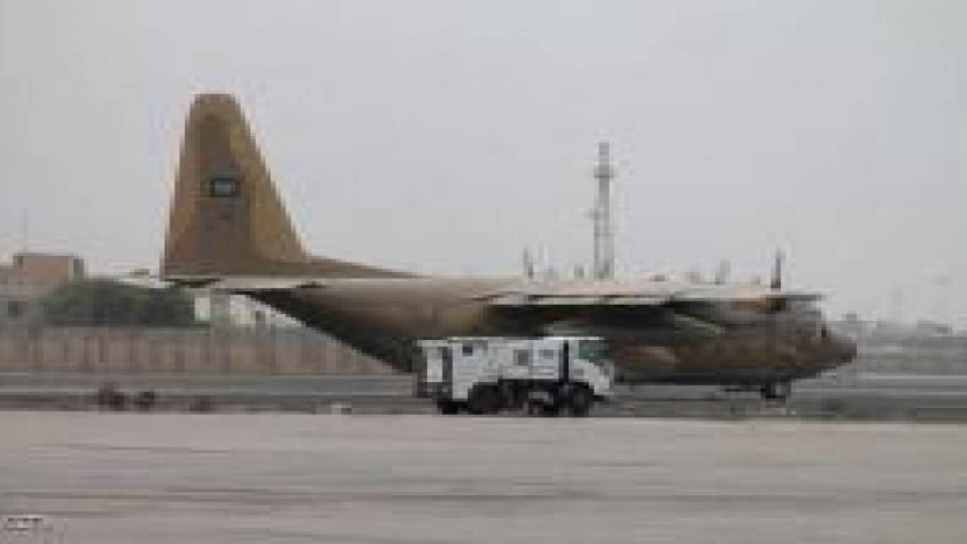 قوة عسكرية سعودية تصل عدن