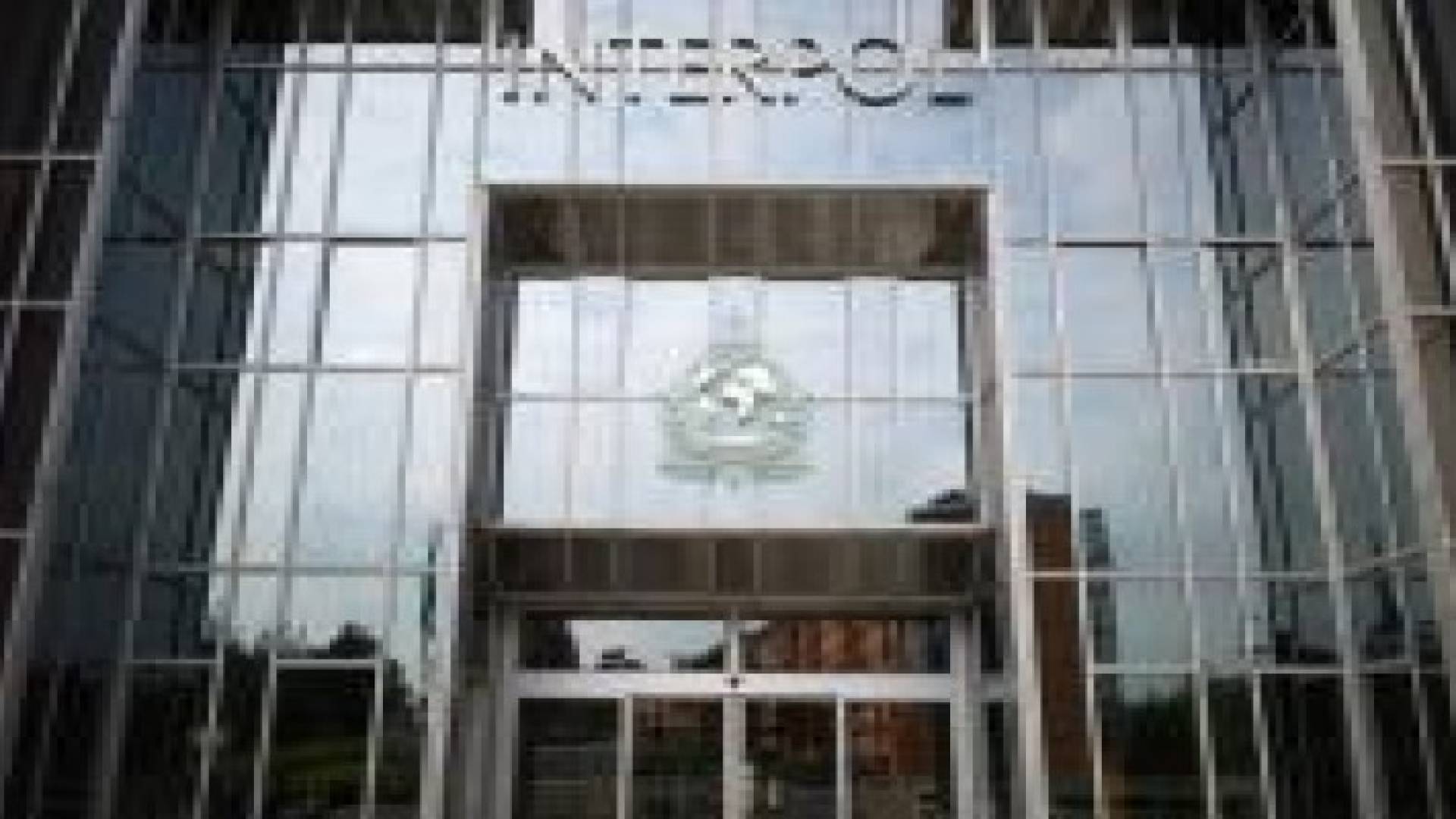 فرنسا تطالب الأردن بتسليم مطلوب..تفاصيل