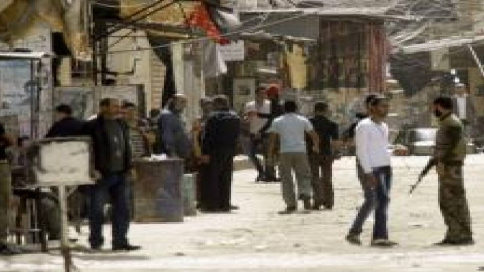 قتيلان فلسطينيان في اشتباكات بمخيم عين الحلوة