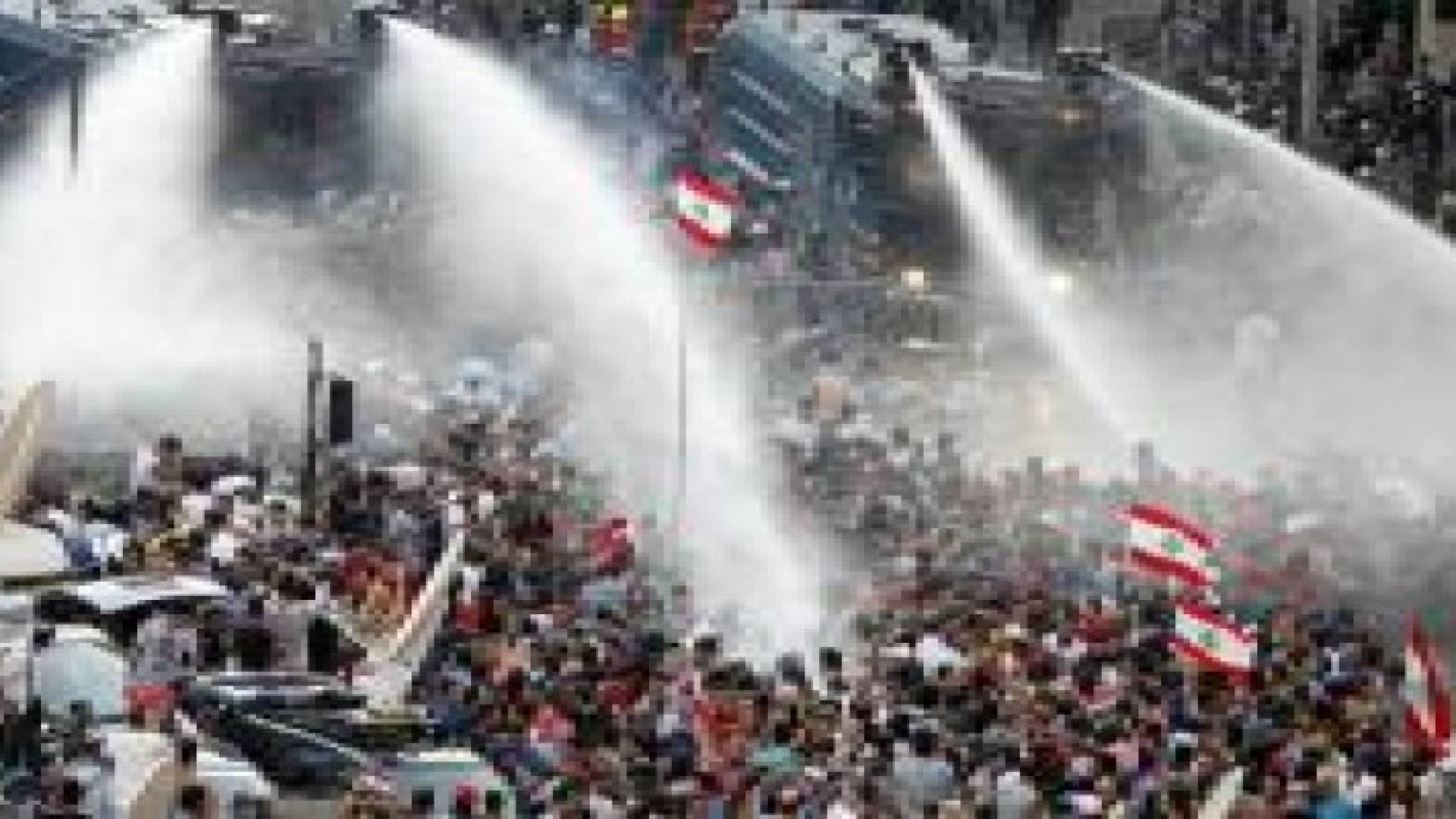 "طلعت ريحتكم" تستعد لمظاهرة في بيروت تطالب بانتخابات نيابية