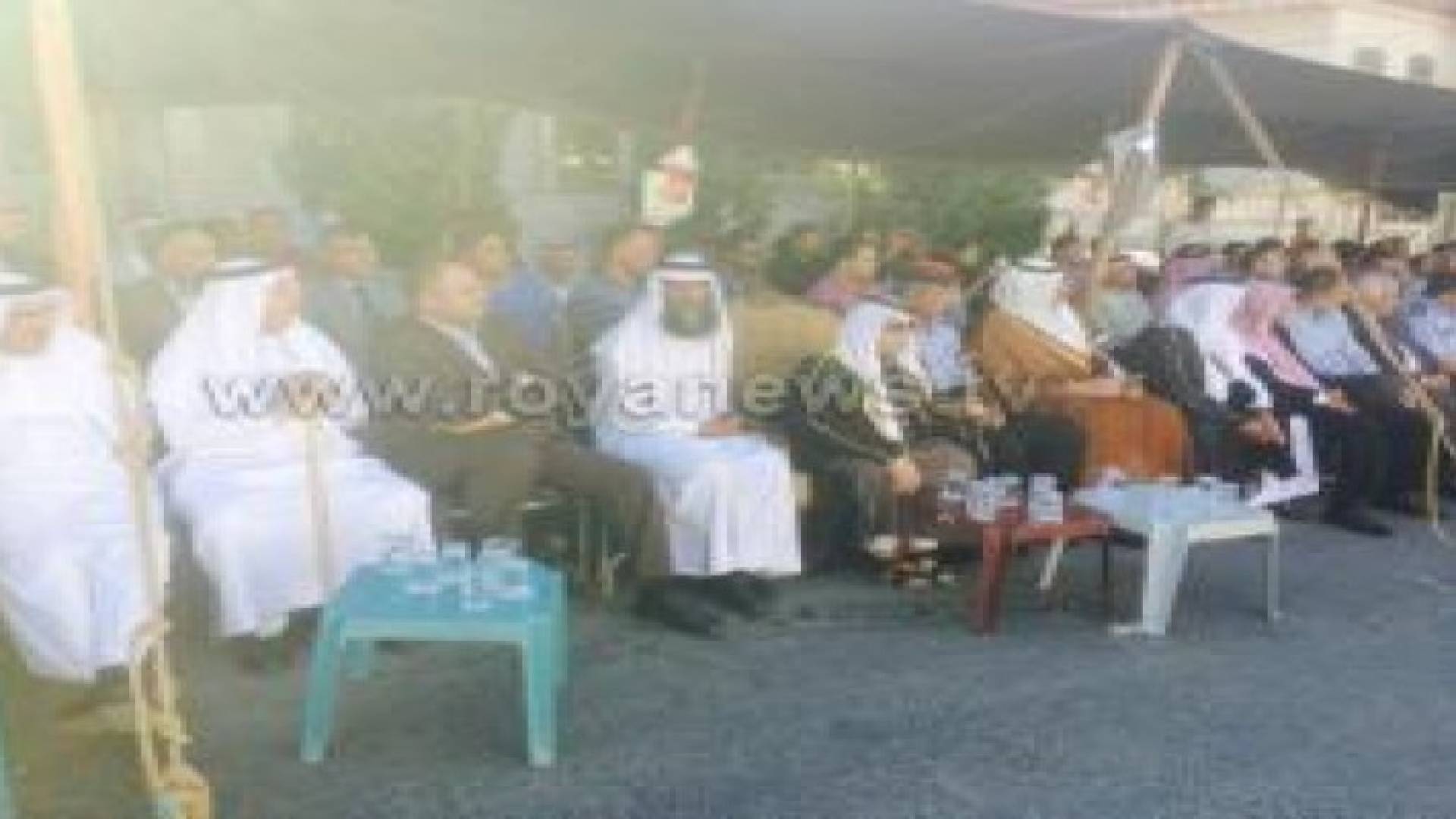 بالصور: اجتماع شعبي ورسمي وعشائري في حملة "لا تقتلني بفرحتك"