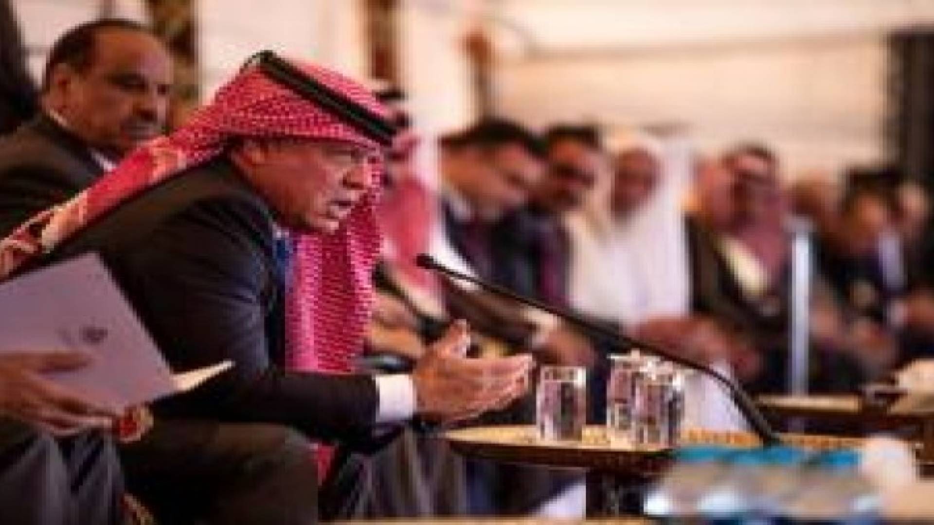 الملك يلتقي شخصيات ووجهاء العاصمة عمان ..فيديو وصور