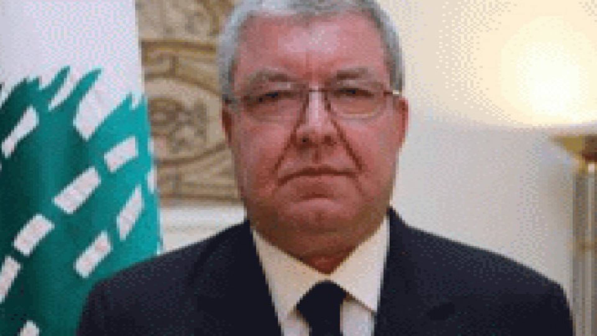 وزير الداخلية اللبناني ينفي التعامل بقوة مع المعتصمين داخل وزارة البيئة