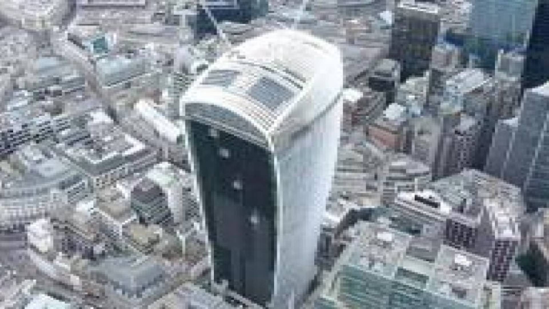 بناية تصهر السيارات وتقلي البيض.. وتفوز بجائزة