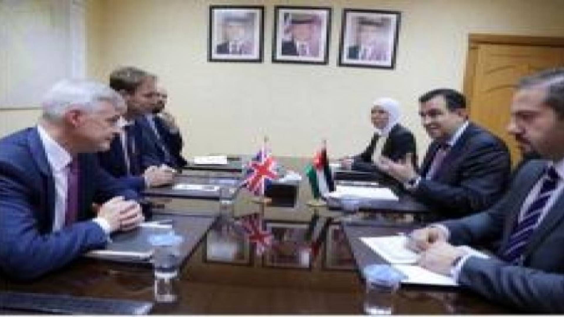 فاخوري يلتقي نائب وزير الخارجية البريطاني