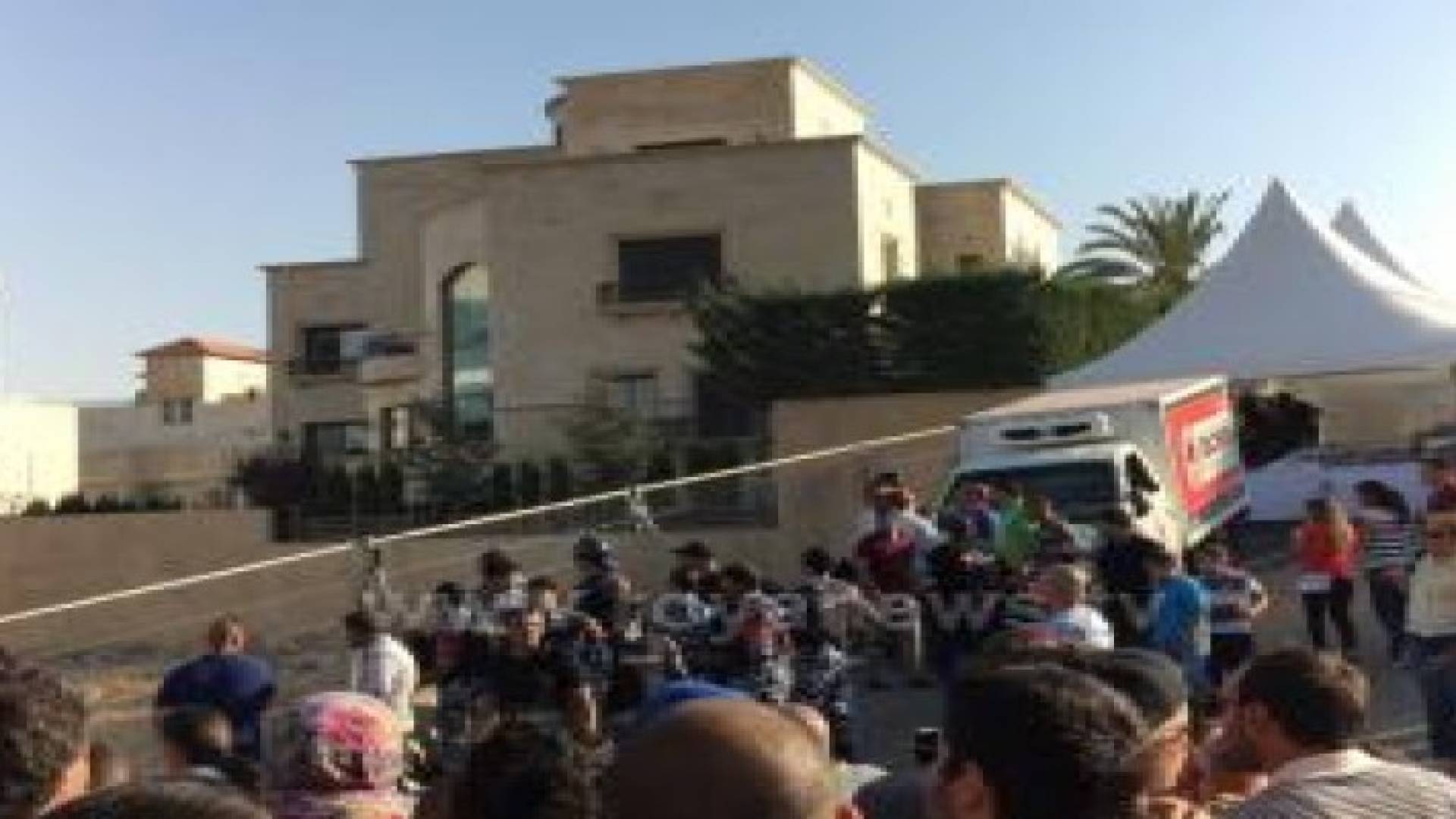 فوضى واعمال شغب خلال سباق "ريد بول"