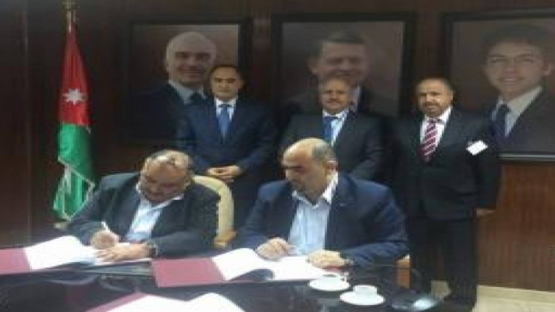 البدء بتنفيذ أول محطة لتحلية مياه البحر في العقبة