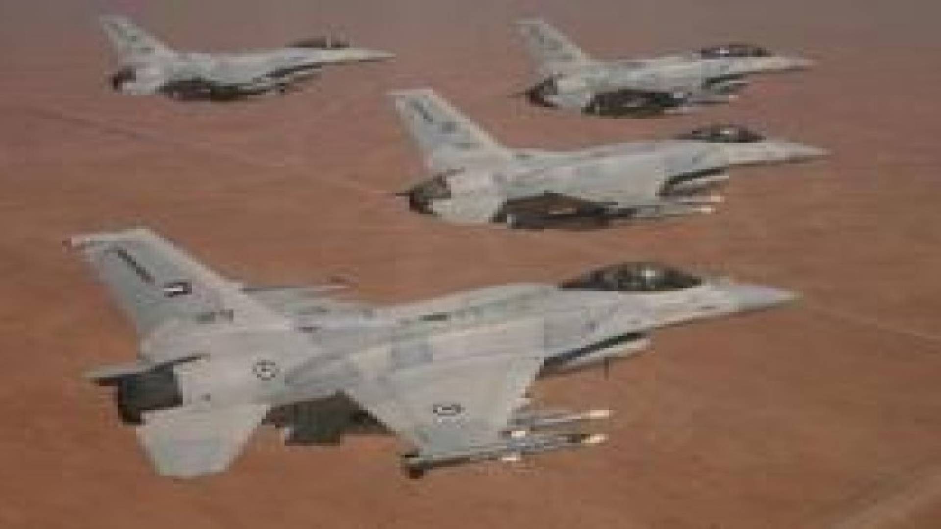 مقاتلات إماراتية تقصف معاقل للحوثيين باليمن