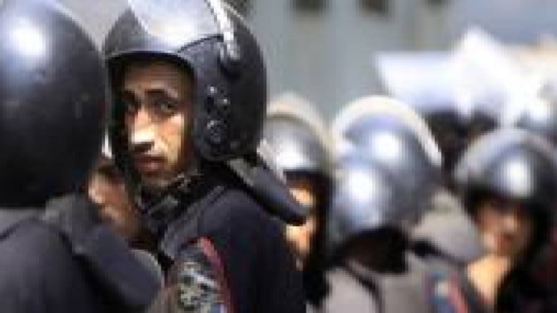 إصابة 5 من أفراد الشرطة المصرية بهجوم مسلح