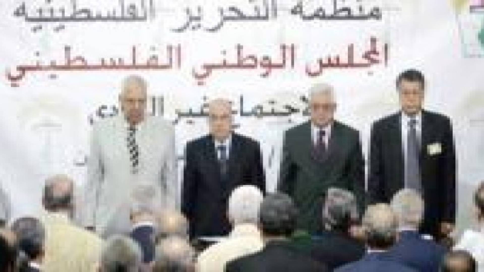 قيادات بفتح والتنفيذية تطالب بتأجيل “الوطني” والأحمد ينفي