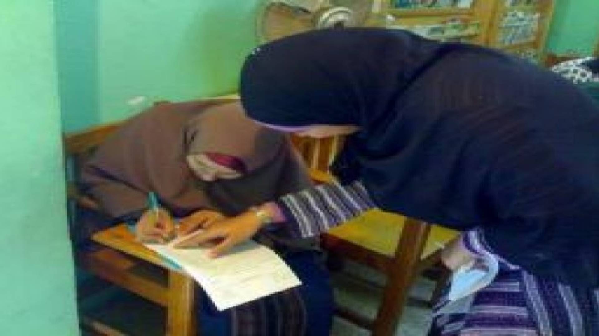 اليونيسكو: 757 مليون أمي في العالم