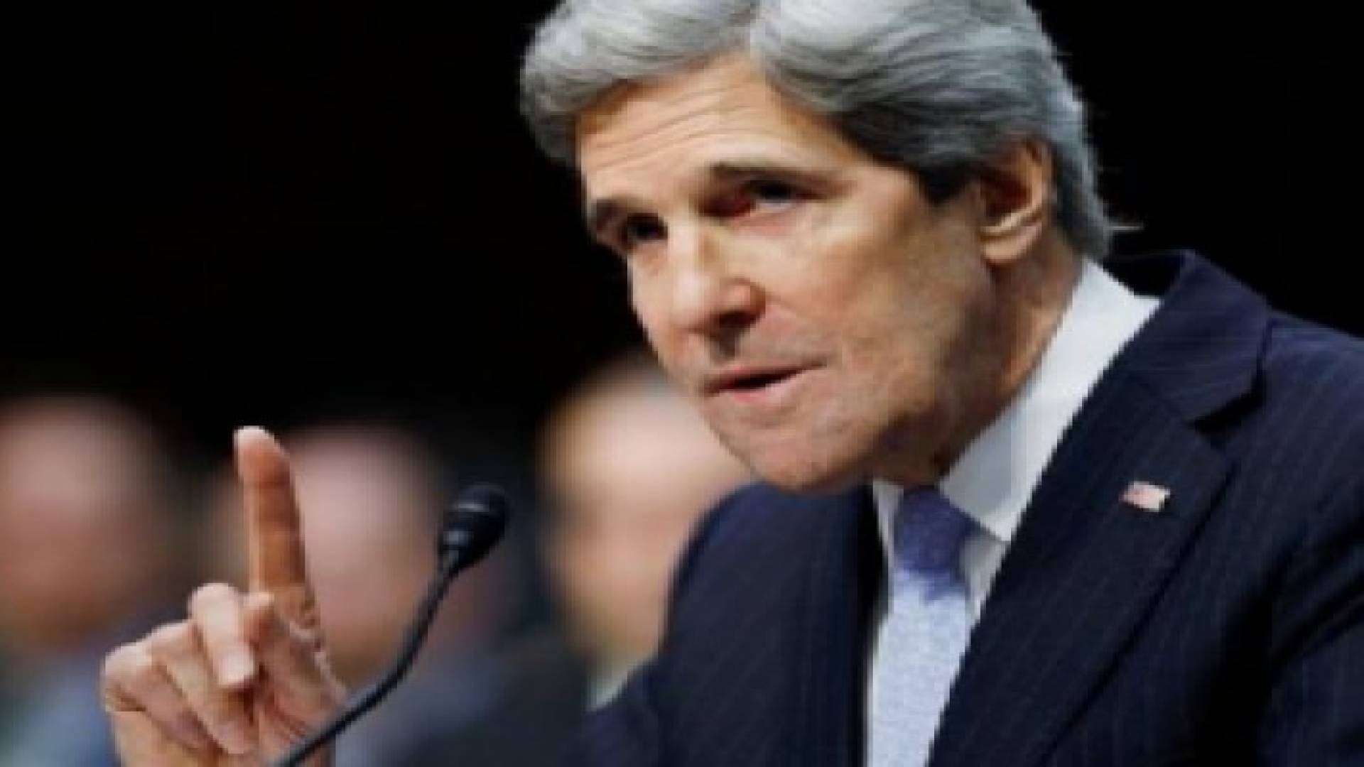 كيري: ندرس استقبال المزيد من اللاجئين السوريين