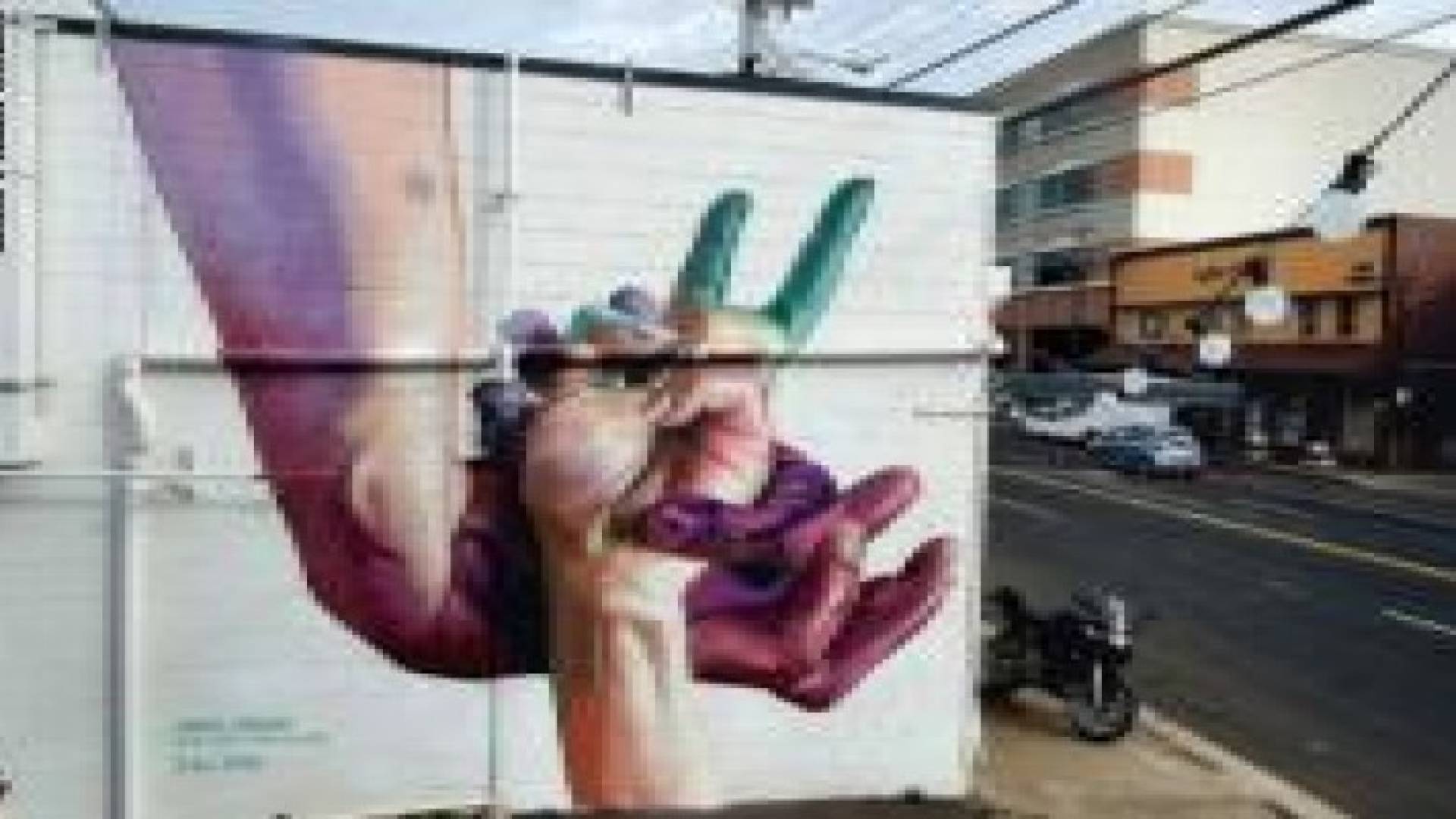 بالصور : 7 جداريات "راديكالية" غيرت وجوه المدن حول العالم