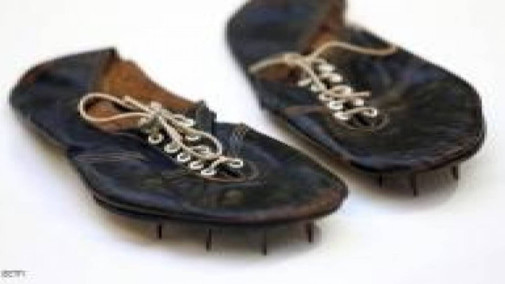 بيع حذاء عداء بريطاني بـ 412 ألف دولار