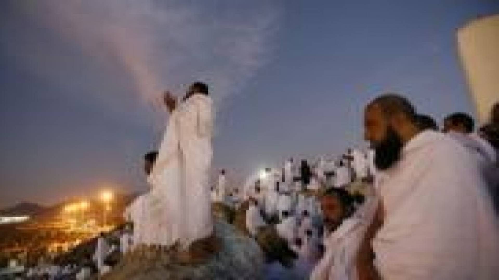 "السعودية" تدعو لتحري هلال ذى الحجة "الأحد"