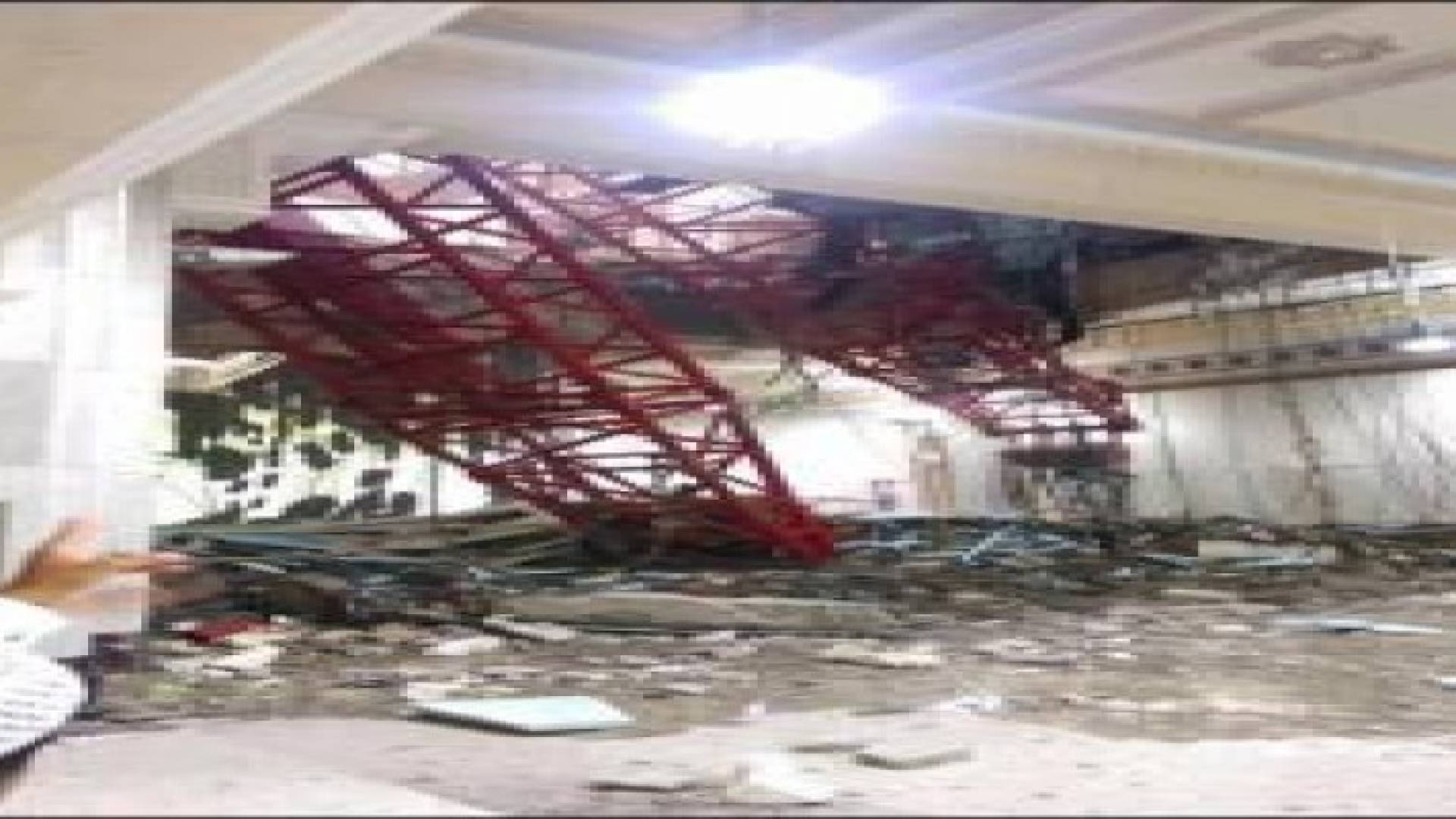 لا اصابات بين الحجاج الاردنيين وعرب 48 اثر سقوط رافعة في الحرم المكي