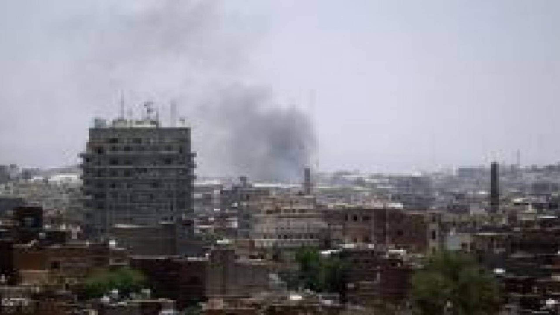 اليمن: قتلى بالجوف.. وغارات على صنعاء