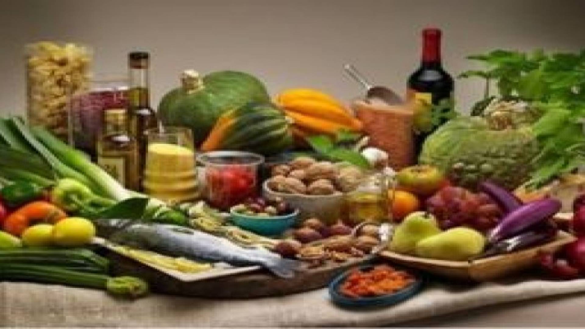 حمية البحر الأبيض المتوسط تقي من الإصابة بالنوبة القلبية