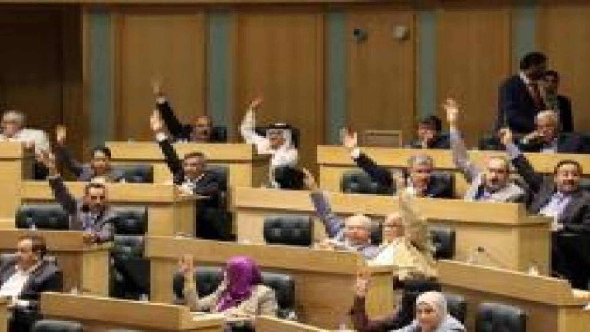 مجلس النواب يرفض الكوتا للنساء في اللامركزية