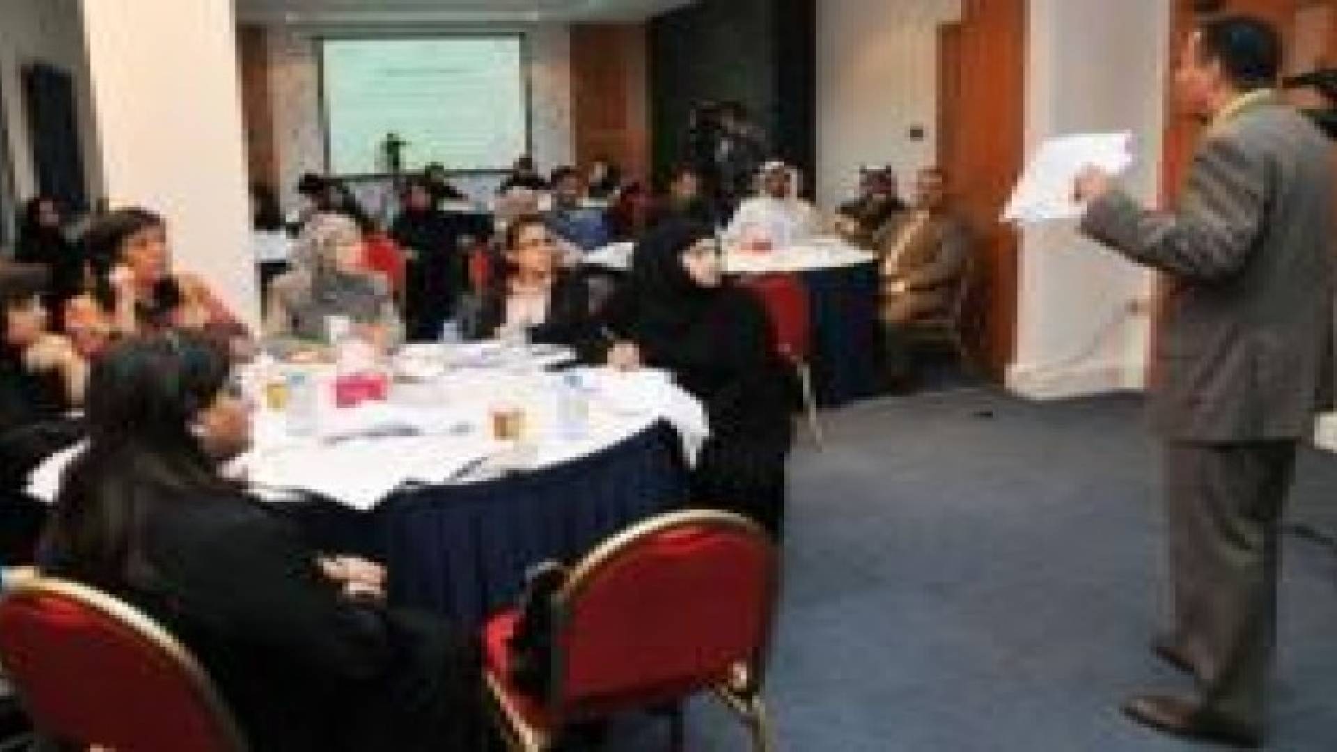 بدء اعمال برنامج التمكين القيادي للمراة العربية