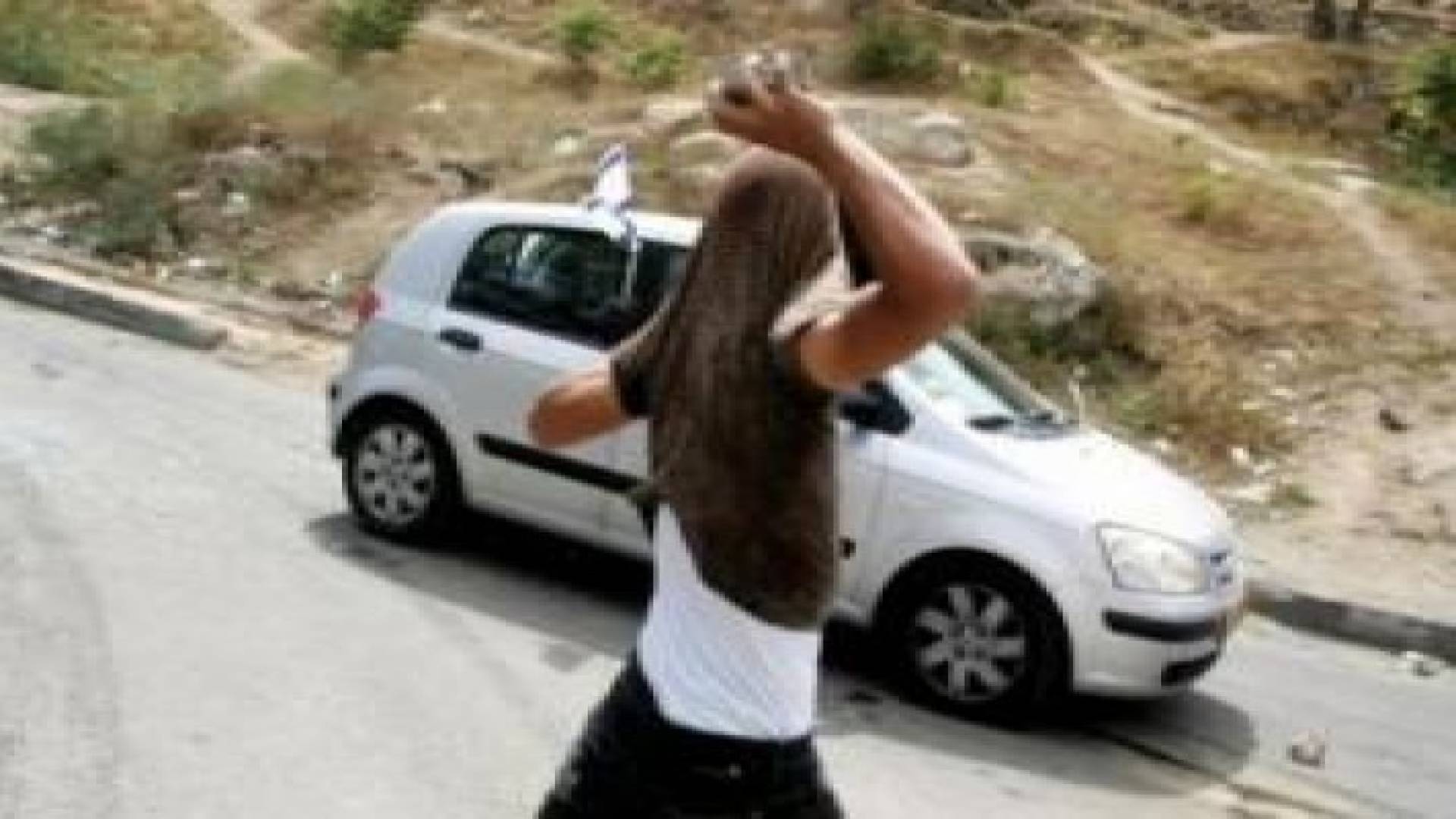 مقتل مستوطن أثر رشق سيارته بالحجارة في القدس المحتلة