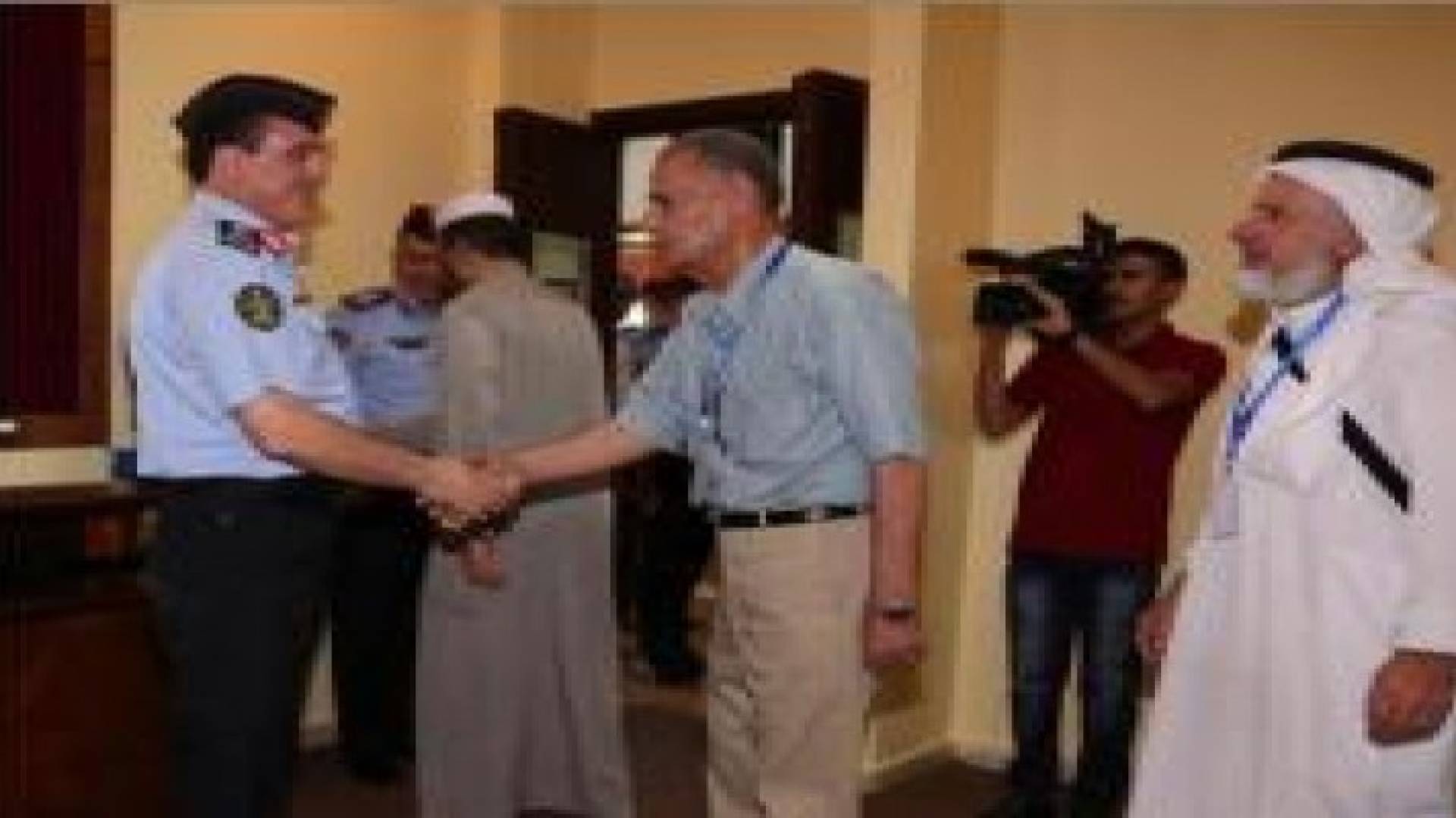 مدير الامن يودع بعثة الحج